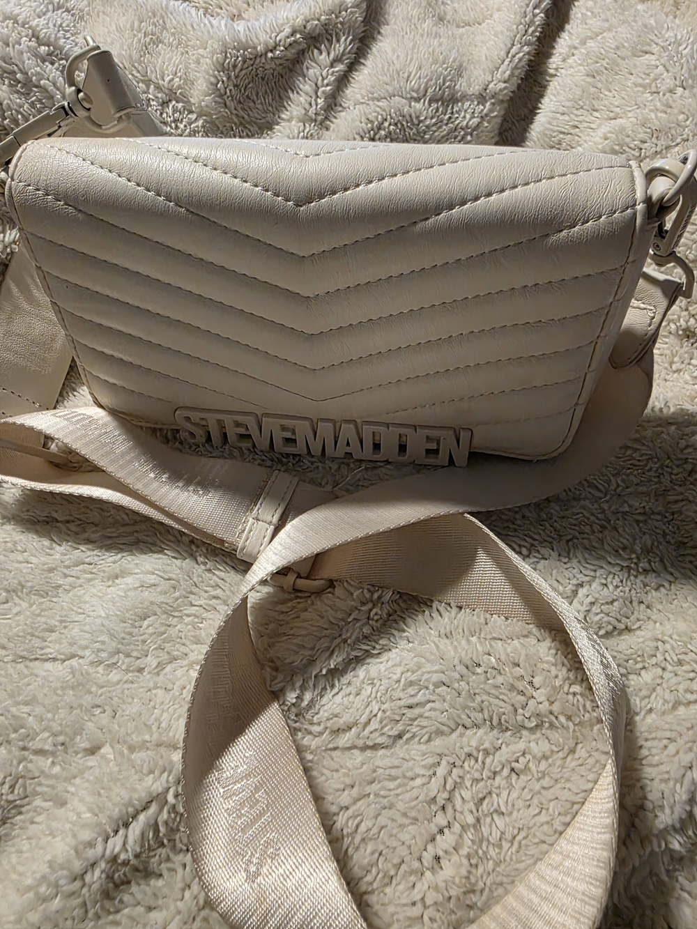 Steve Madden Cream Quilted Crossbody Bag